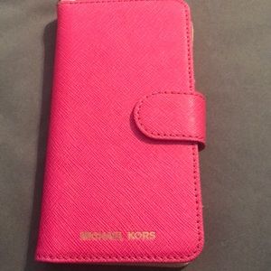 Michael Kors pink iPhone 6/7 case